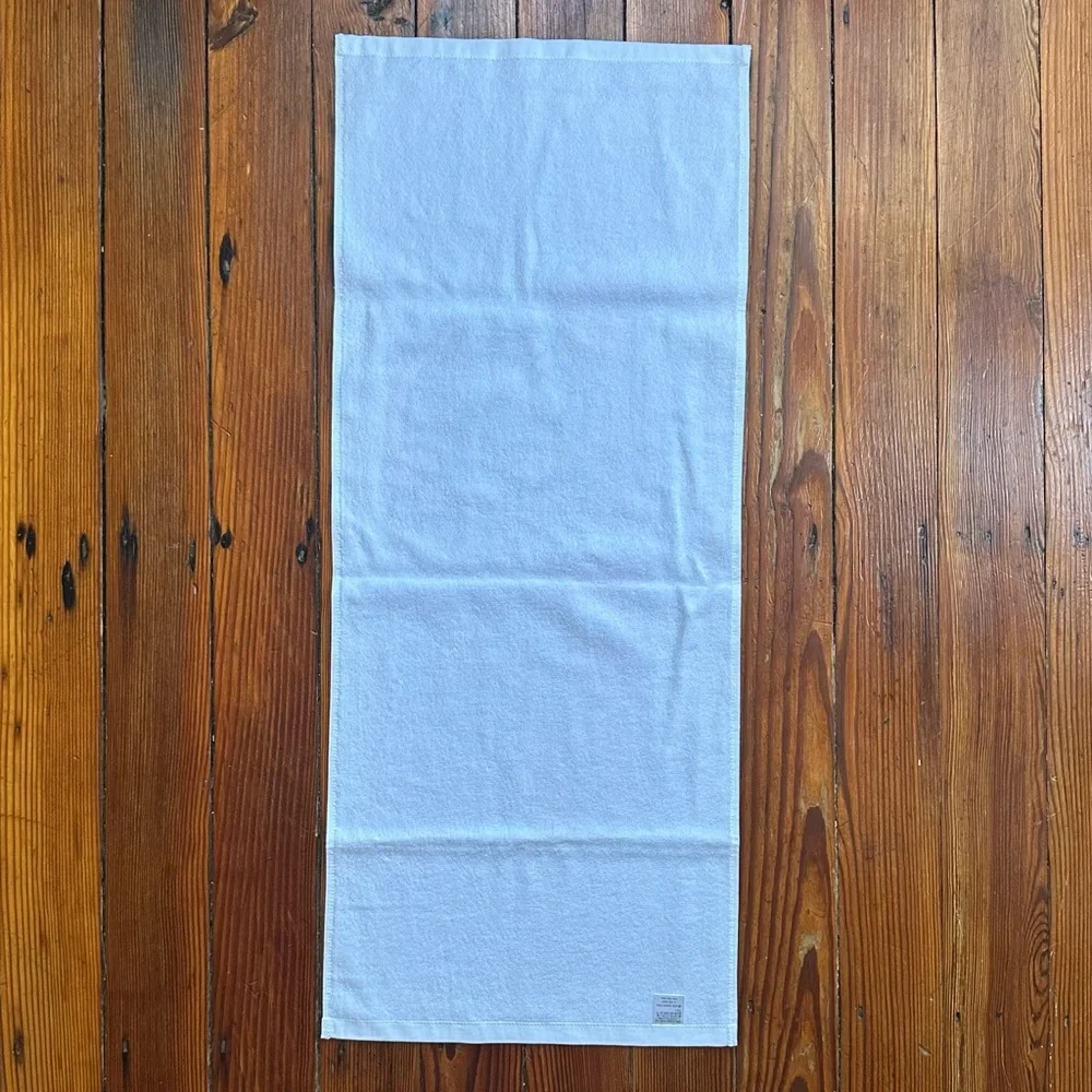 NWT 2010s Sanrio Hello Kitty Limited Edition Ziggy Stardust hand towel 13.5x33